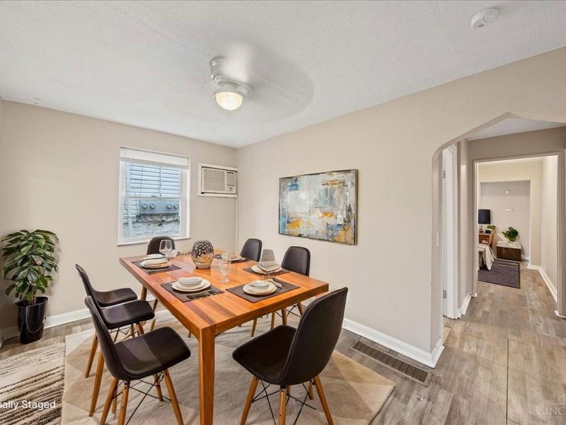 578 Rosemont Avenue, Cincinnati, OH 45205 Photo 3