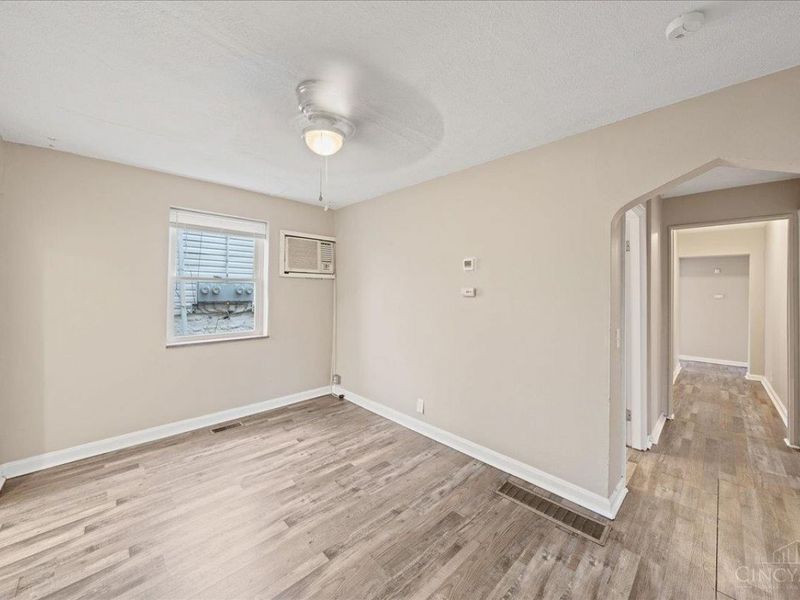 578 Rosemont Avenue, Cincinnati, OH 45205 Photo 4