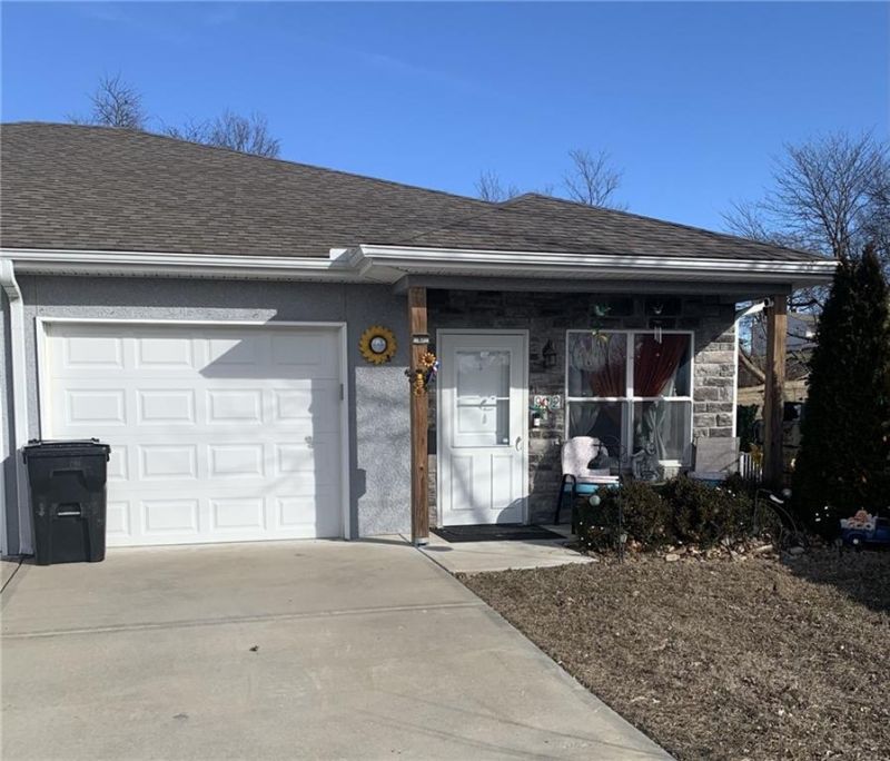 912 Riffle Drive, Pleasant Hill, MO 64080 Main Photo