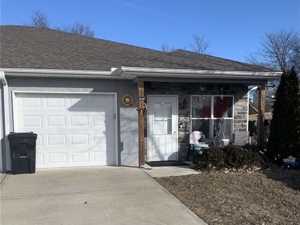 912 Riffle Drive, Pleasant Hill, MO 64080