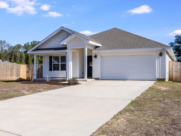 6206 Kayden Court, Crestview, FL 32539
