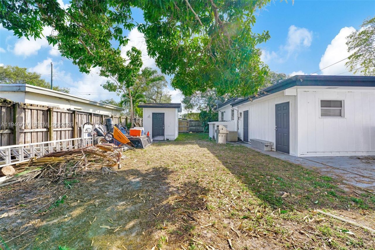 2546 Coolidge St, Hollywood, FL 33020 Photo