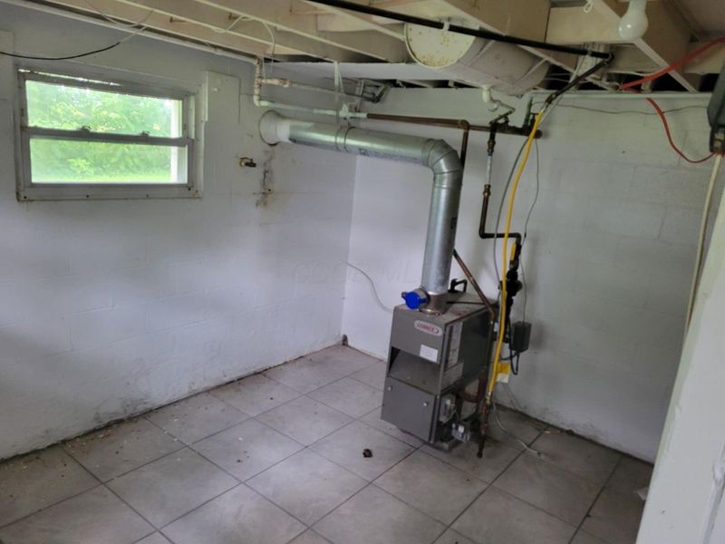 2860 Old US Highway 40 NW, London, OH 43140 Photo 7