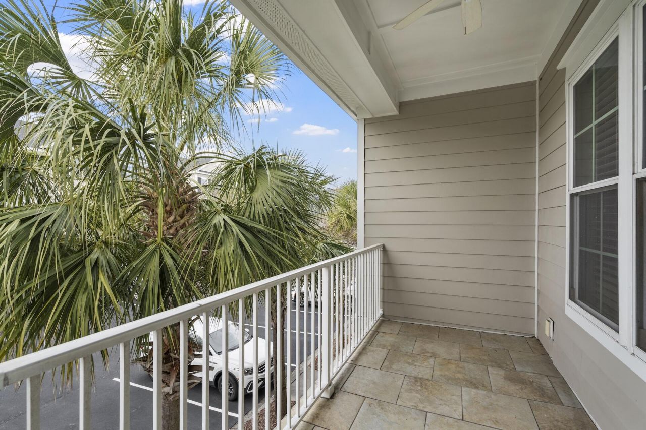 656 Coleman Boulevard Photo 15