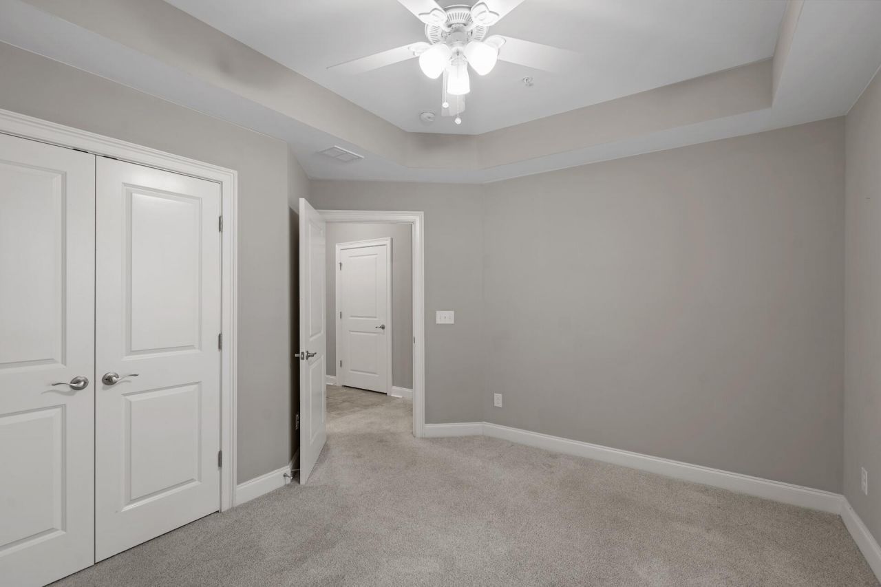 656 Coleman Boulevard Photo 19