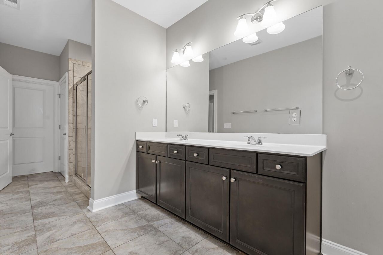 656 Coleman Boulevard Photo 21