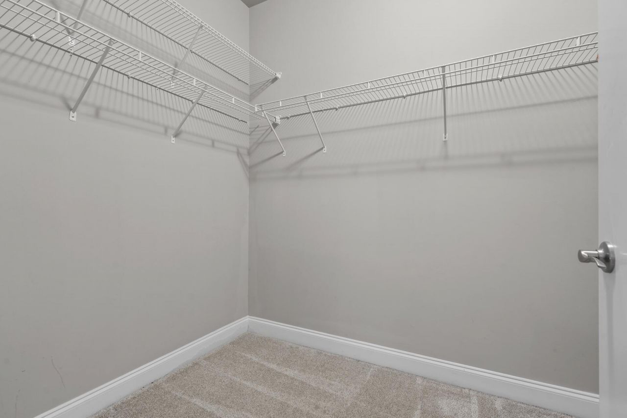 656 Coleman Boulevard Photo 22