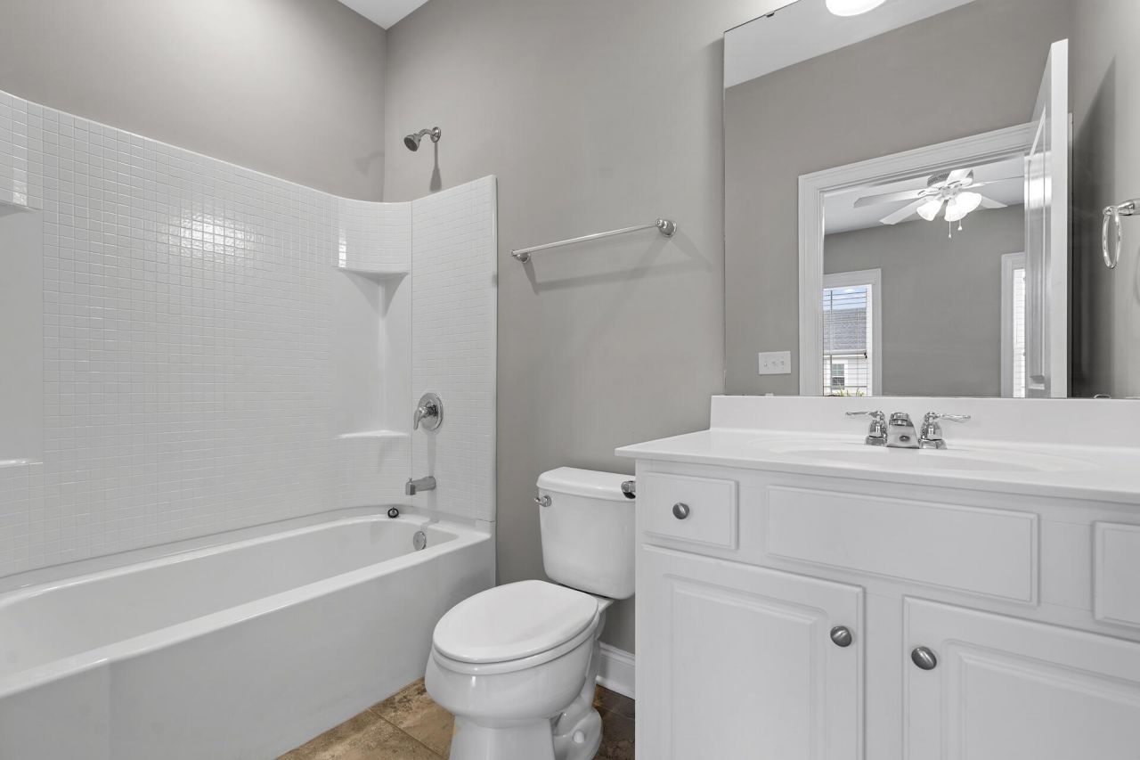 656 Coleman Boulevard Photo 26