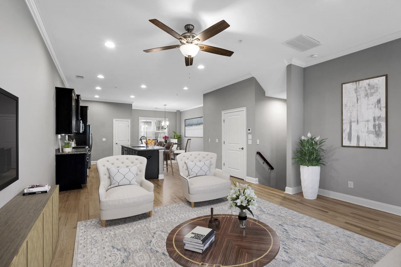 656 Coleman Boulevard Photo 6