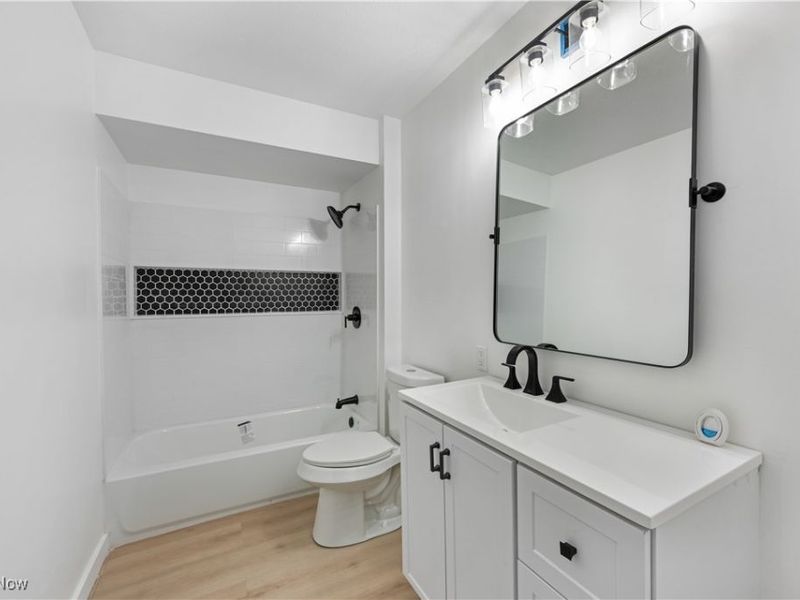 734 Frederick Boulevard, Akron, OH 44320 Photo 11