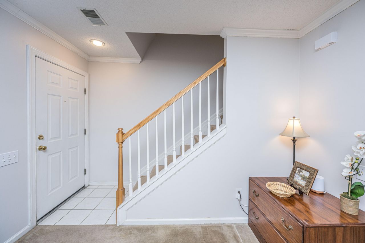 3200 Queensgate Way Photo 26