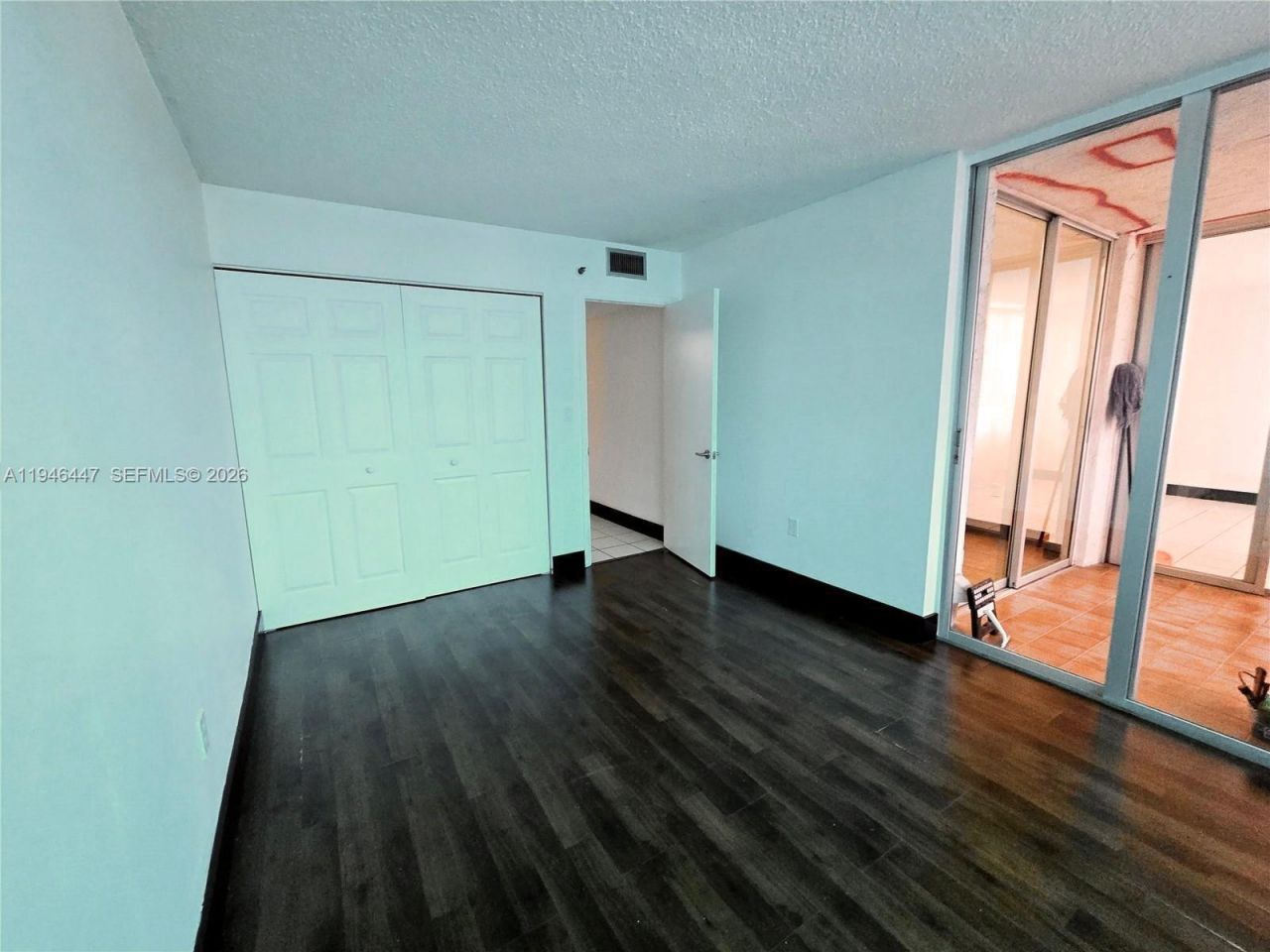 17890 W Dixie, Unit 302, Miami, FL 33160 Photo