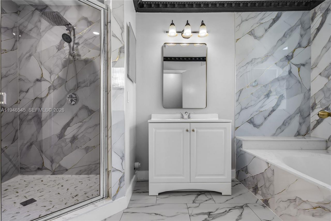 2003 NW 181st Ave, Pembroke Pines, FL 33029 Photo