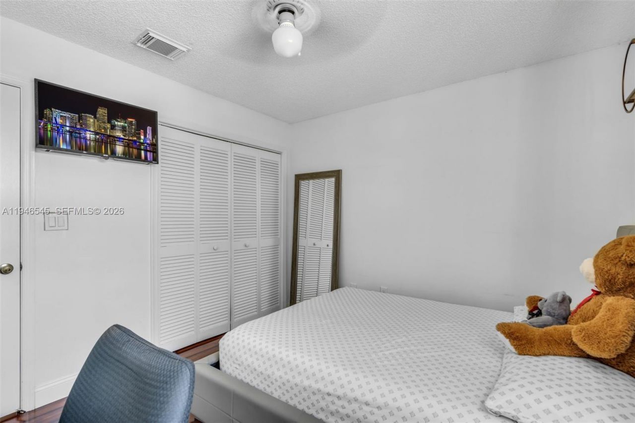 2003 NW 181st Ave, Pembroke Pines, FL 33029 Photo