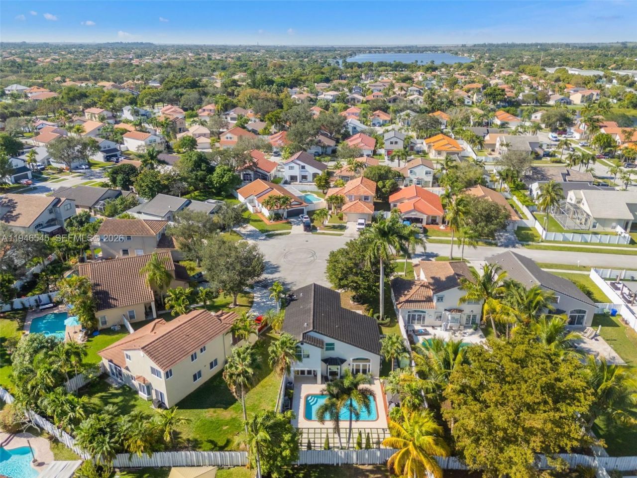 2003 NW 181st Ave, Pembroke Pines, FL 33029 Photo