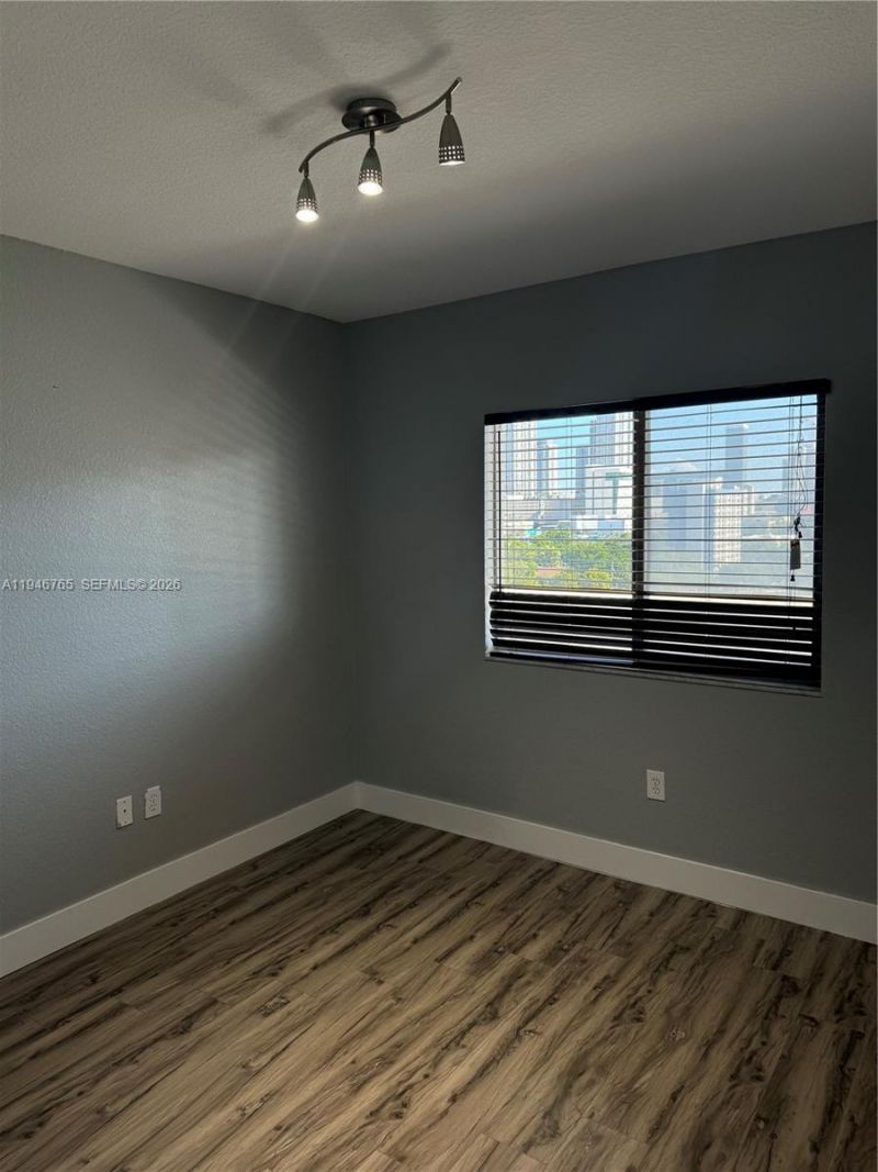 36 NW 6th Ave , Unit 1106, Miami, FL 33128 Photo