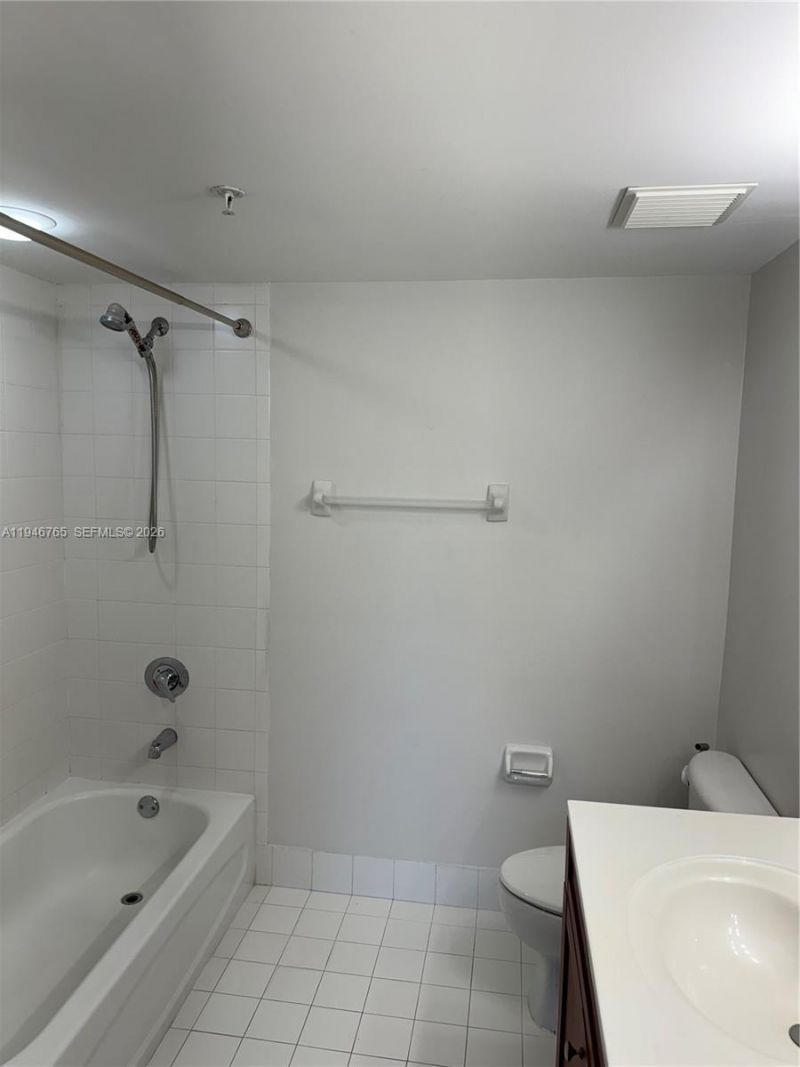 36 NW 6th Ave , Unit 1106, Miami, FL 33128 Photo
