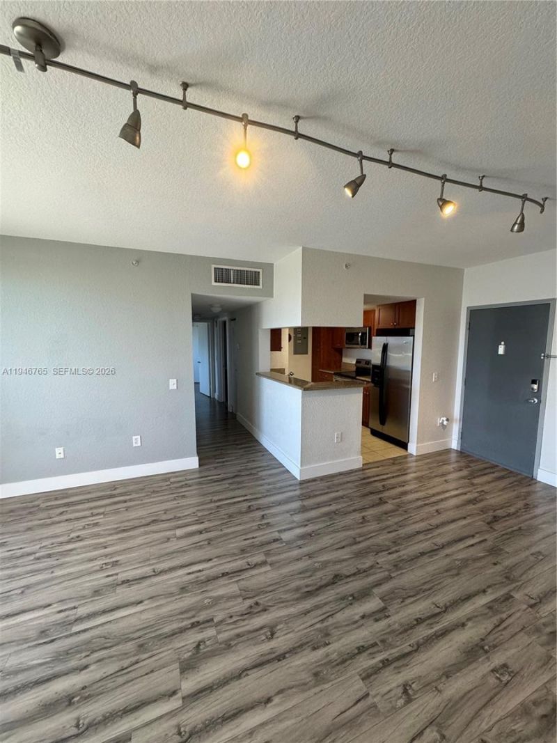 36 NW 6th Ave , Unit 1106, Miami, FL 33128 Photo