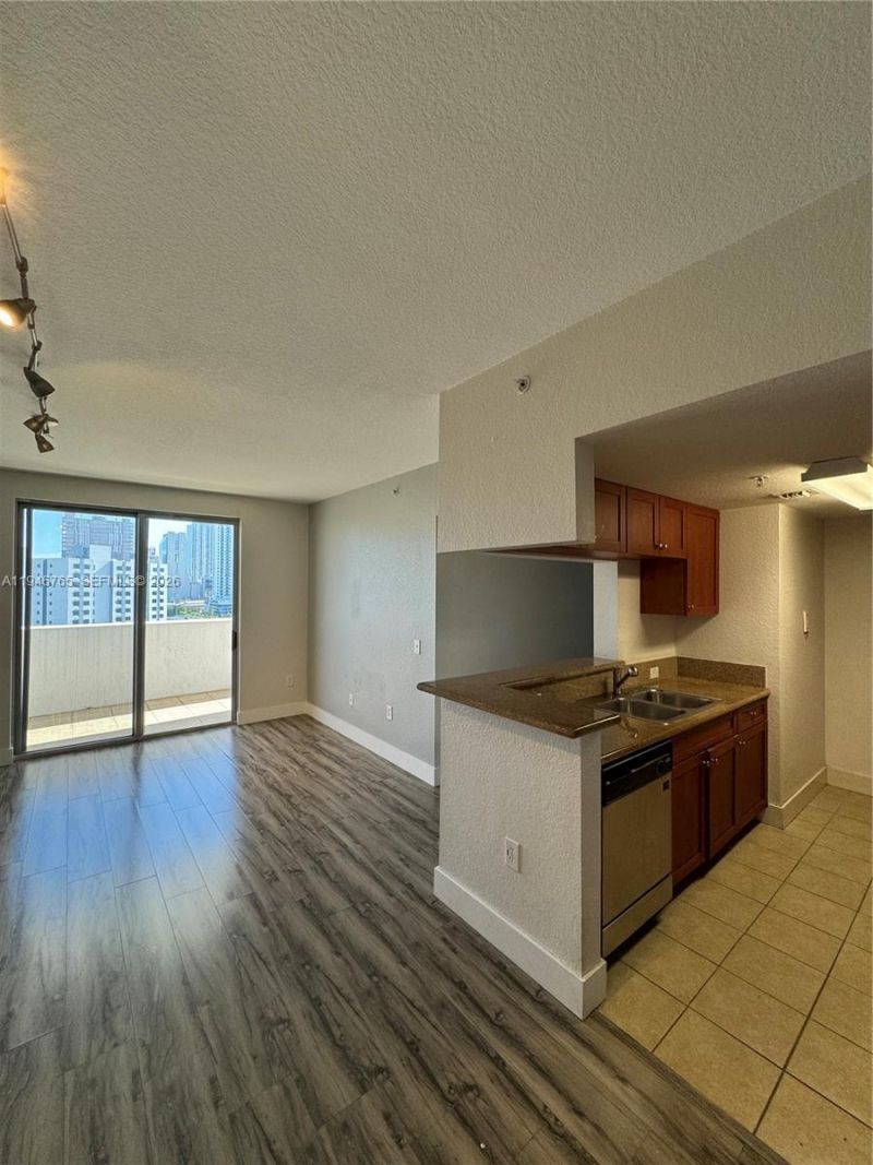 36 NW 6th Ave , Unit 1106, Miami, FL 33128 Photo