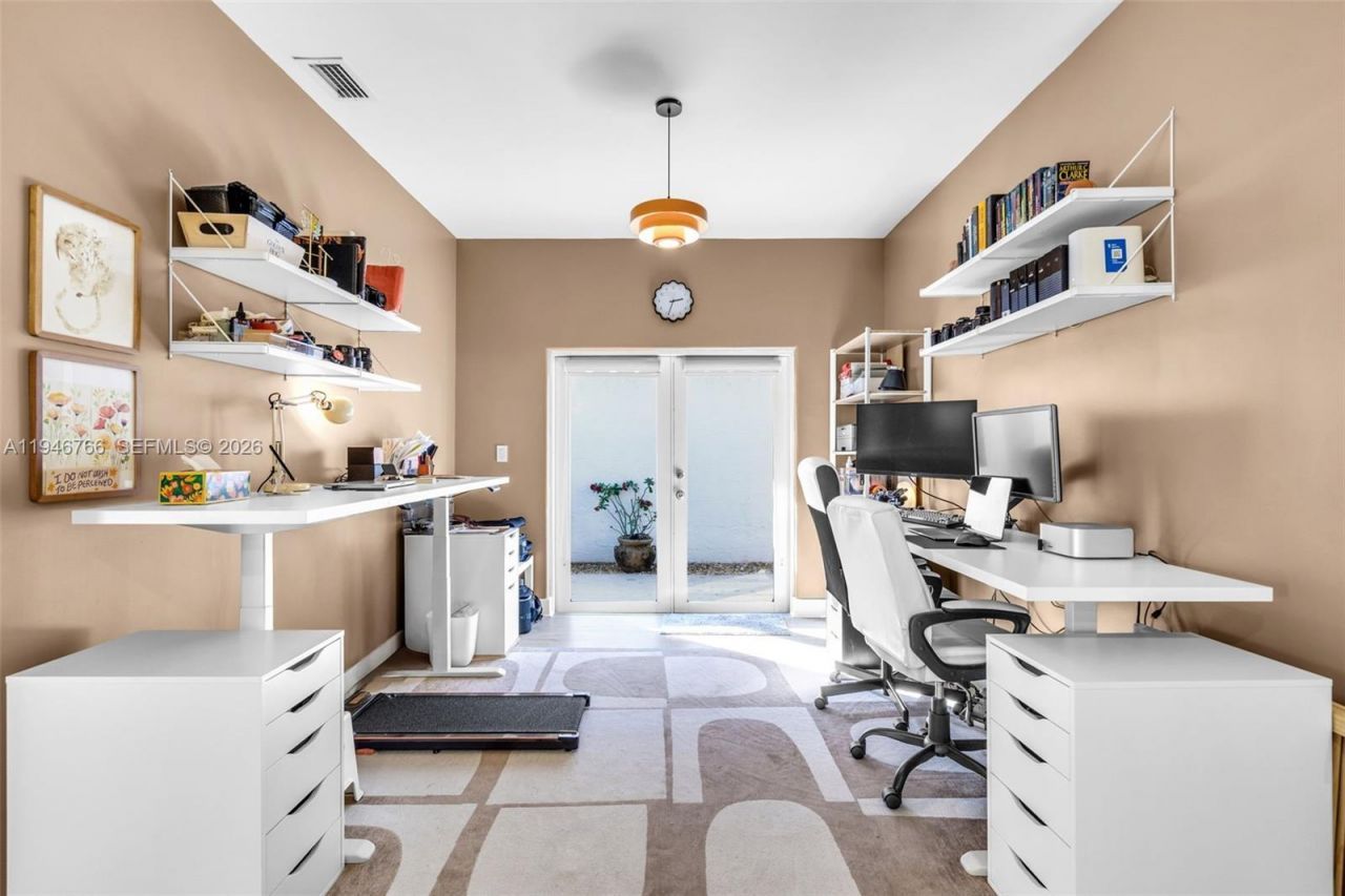 8781 NW 148th Ter, Miami Lakes, FL 33018 Photo