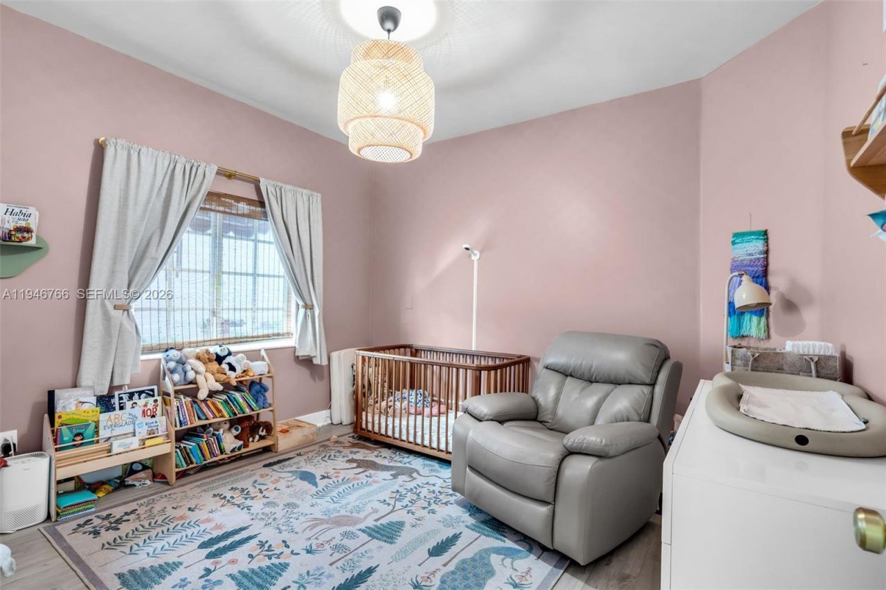 8781 NW 148th Ter, Miami Lakes, FL 33018 Photo