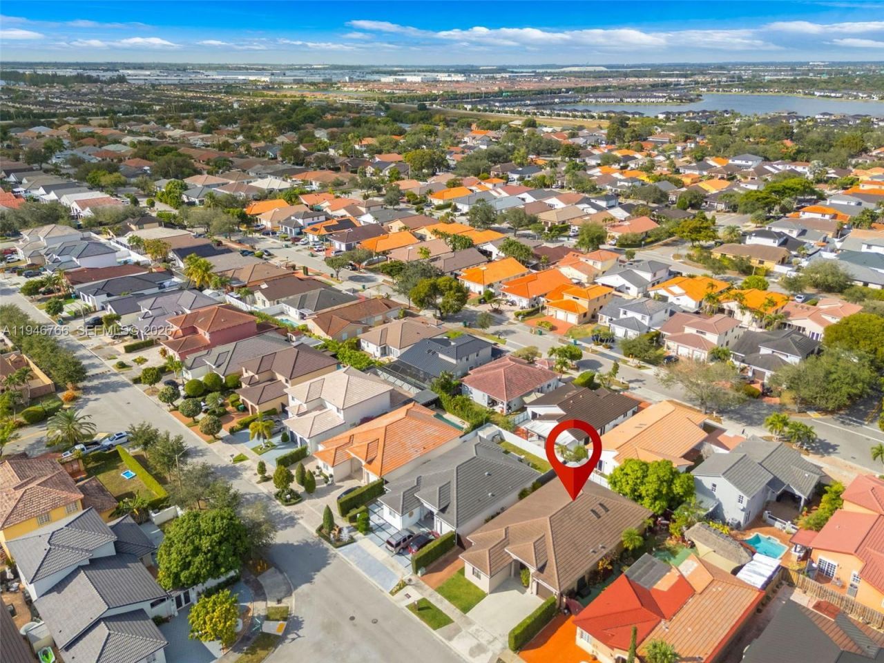 8781 NW 148th Ter, Miami Lakes, FL 33018 Photo