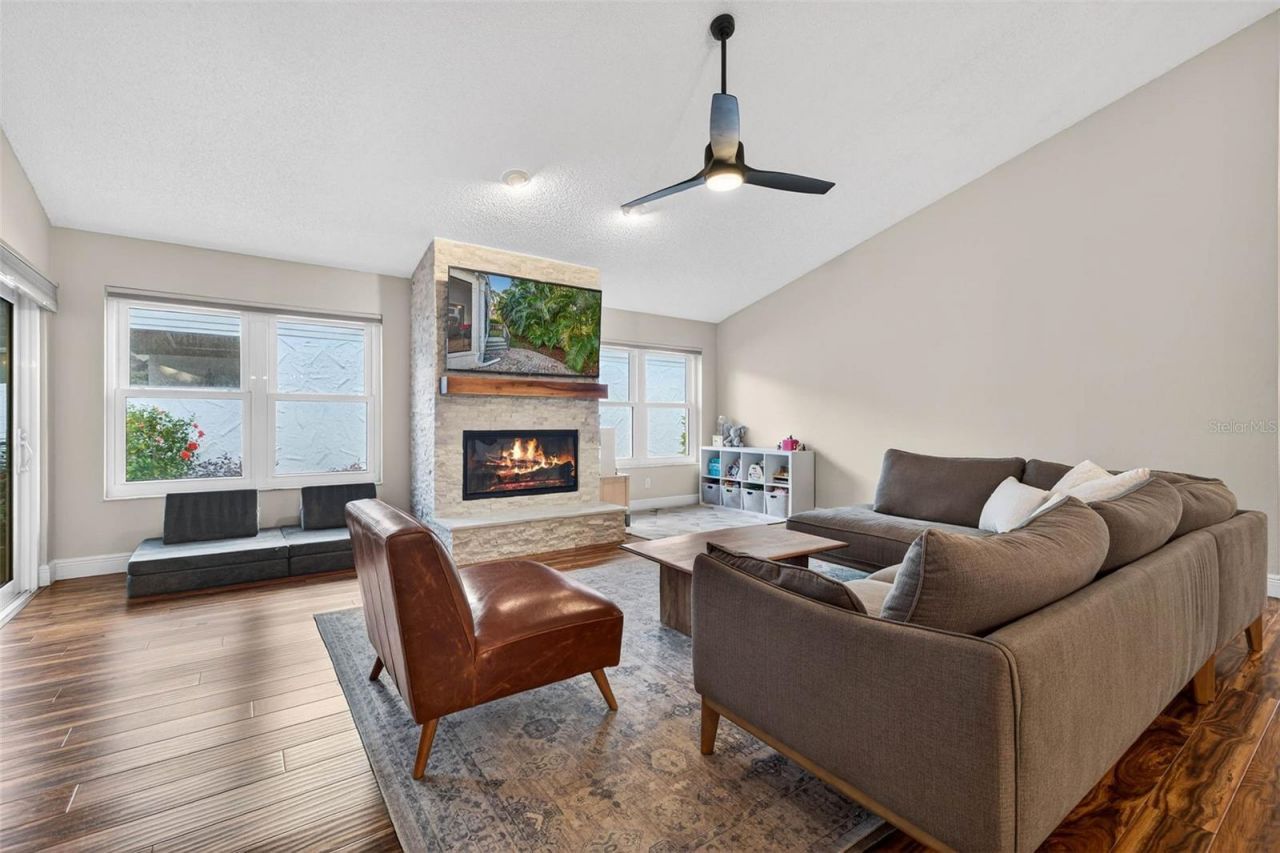 2880 La Concha Drive, Clearwater, FL 33762 Photo