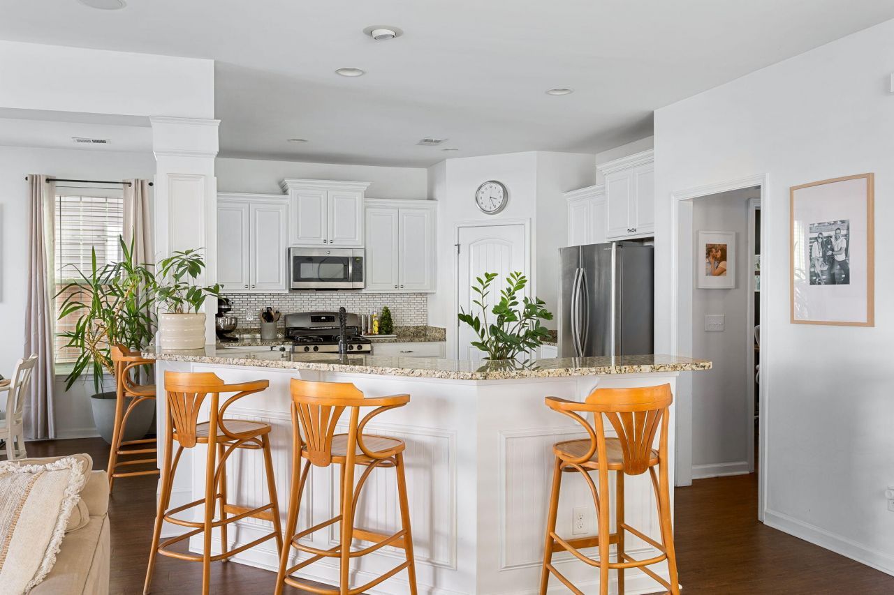 1422 Tannery Row Photo 10