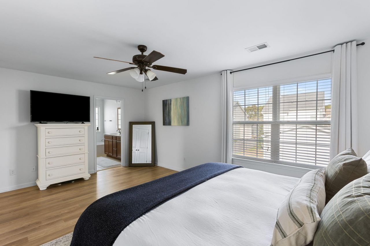 1422 Tannery Row Photo 17