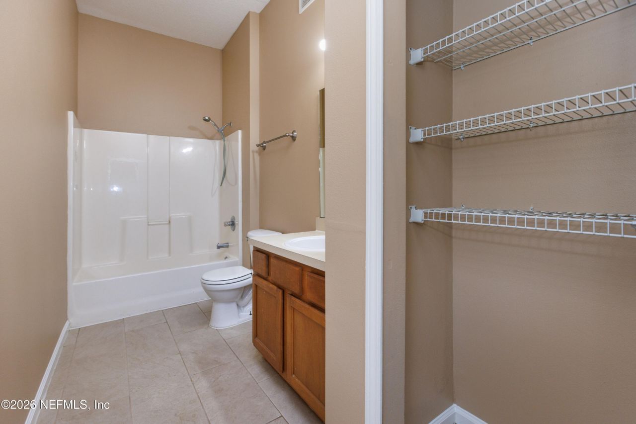 6070 Maggies Circle, Unit 105, Jacksonville, FL 32244 Photo