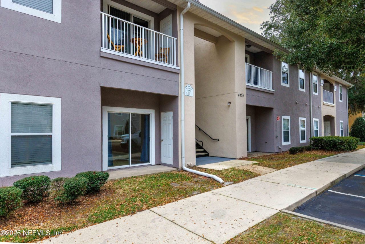 6070 Maggies Circle, Unit 105, Jacksonville, FL 32244 Photo