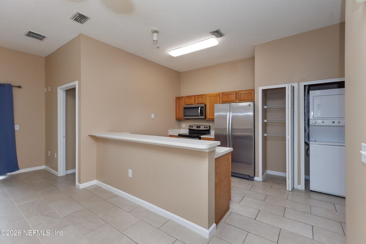 6070 Maggies Circle, Unit 105, Jacksonville, FL 32244 Photo