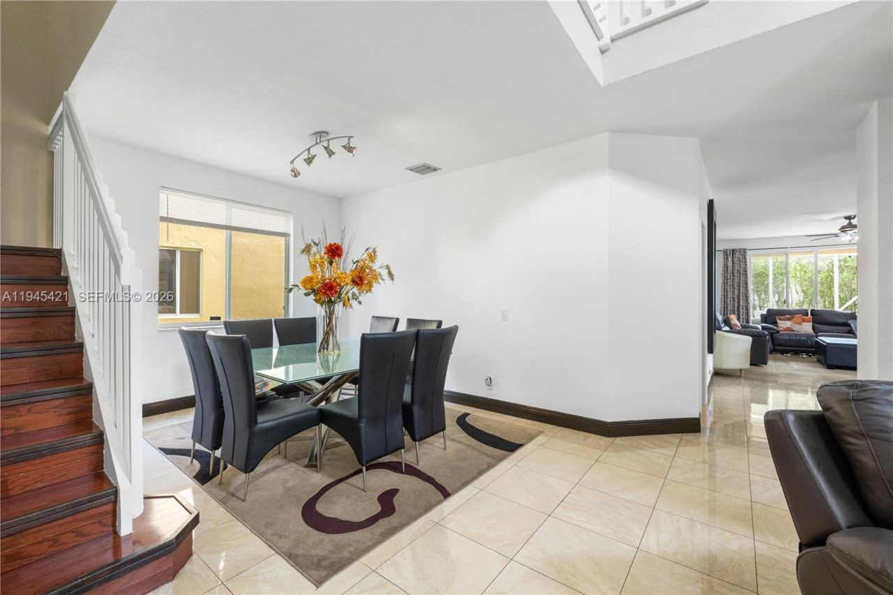 1199 Golden Cane Dr , Weston, FL 33327 Photo