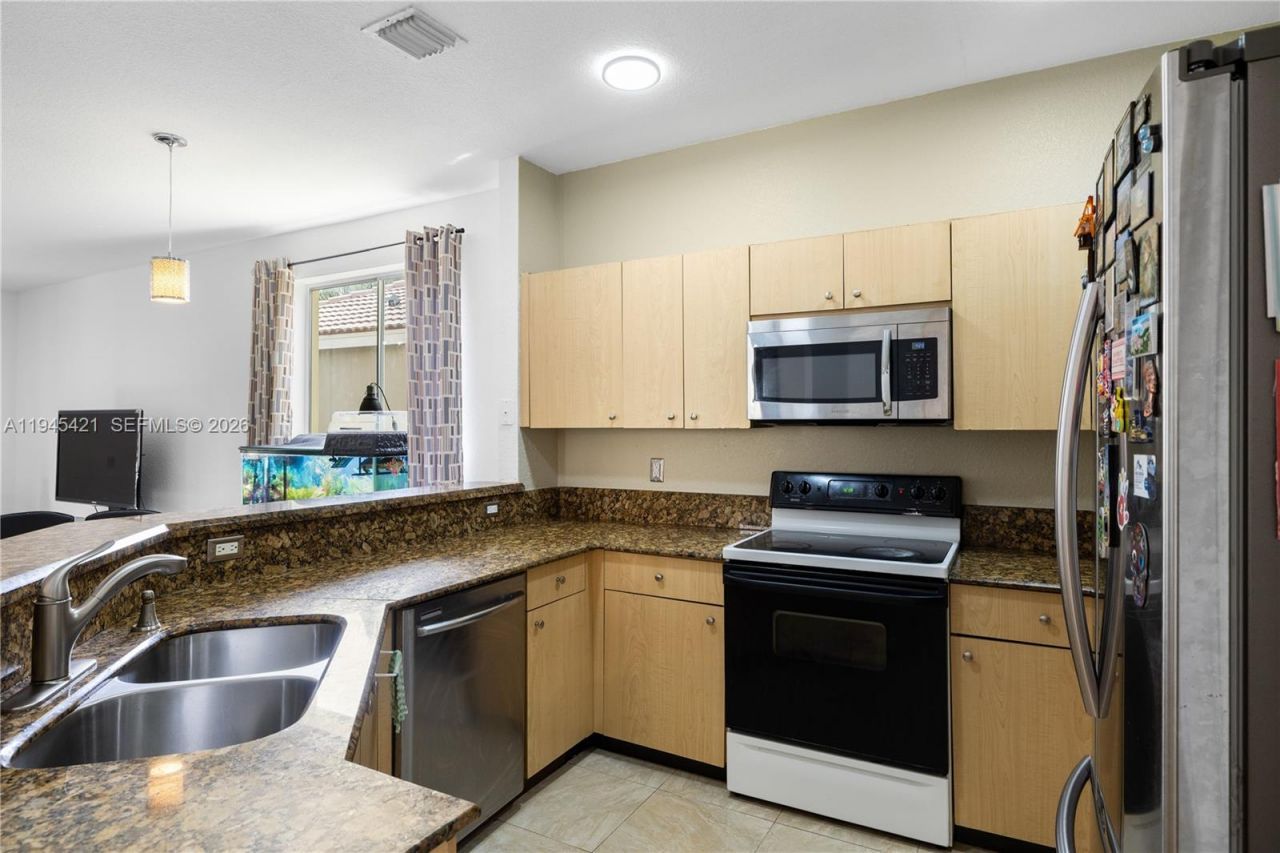 1199 Golden Cane Dr , Weston, FL 33327 Photo