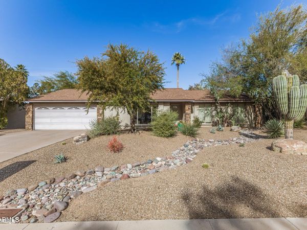 142 E VOLTAIRE Avenue, Phoenix, AZ 85022