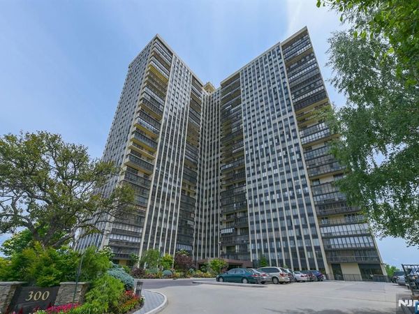 300 Winston 2922, Unit 2922, CLIFFSIDE PARK, NJ 07010