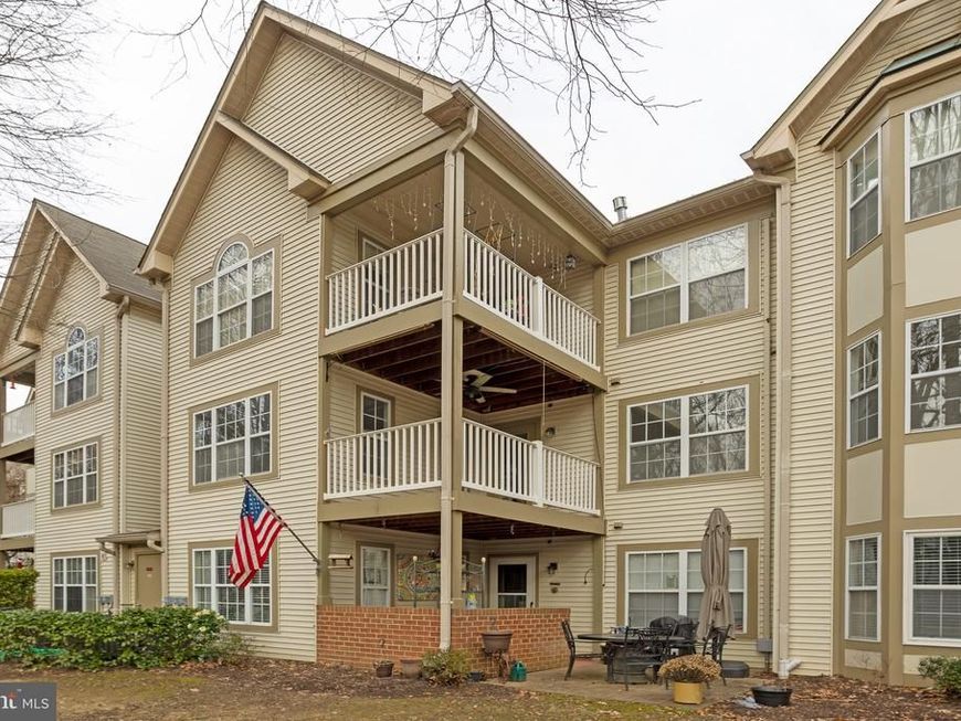 629 Admiral Drive, Unit 206, Annapolis, MD 21401 Main Photo