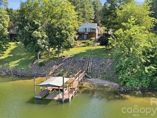 105 Mountain Aire Drive, Stony Point, NC 28678