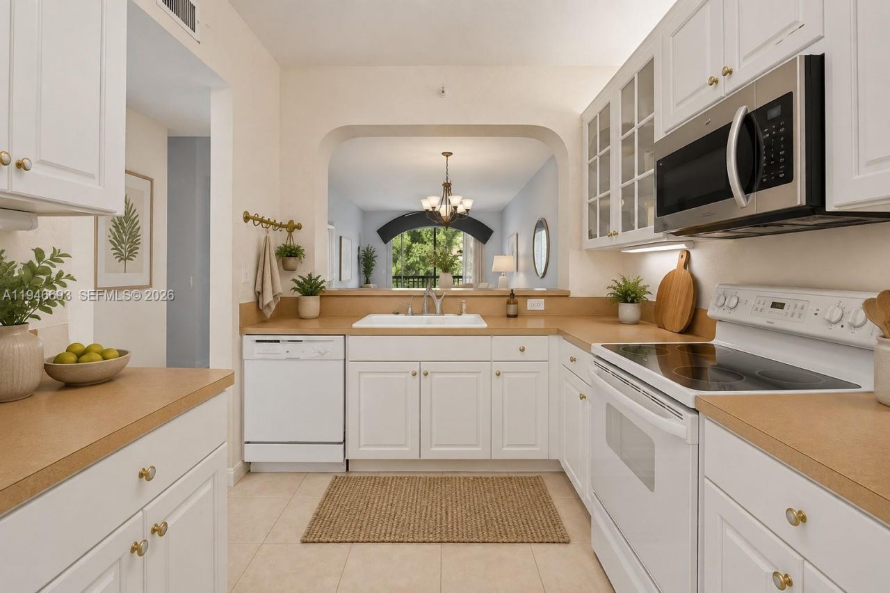 7623 Southampton Ter, Unit 312, Tamarac, FL 33321 Photo