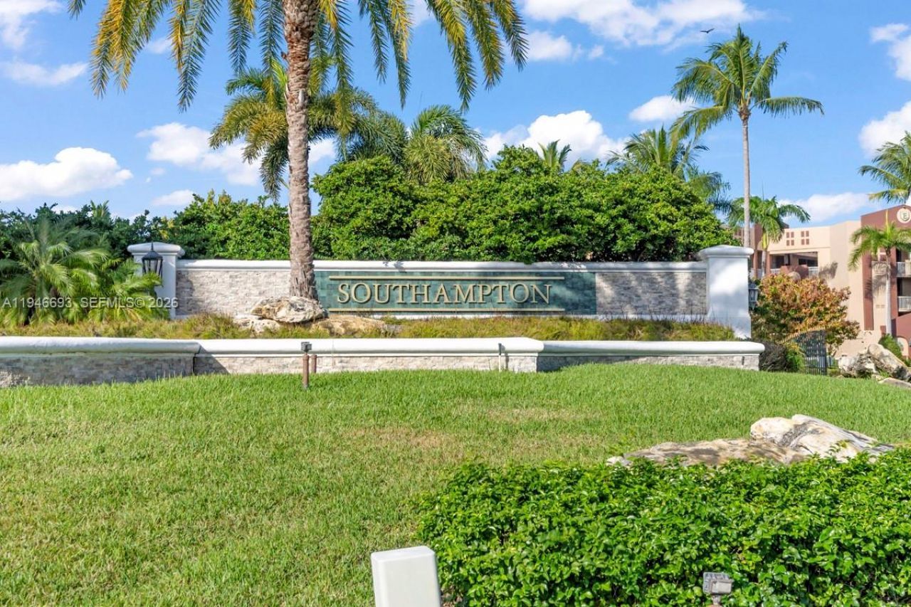 7623 Southampton Ter, Unit 312, Tamarac, FL 33321 Photo