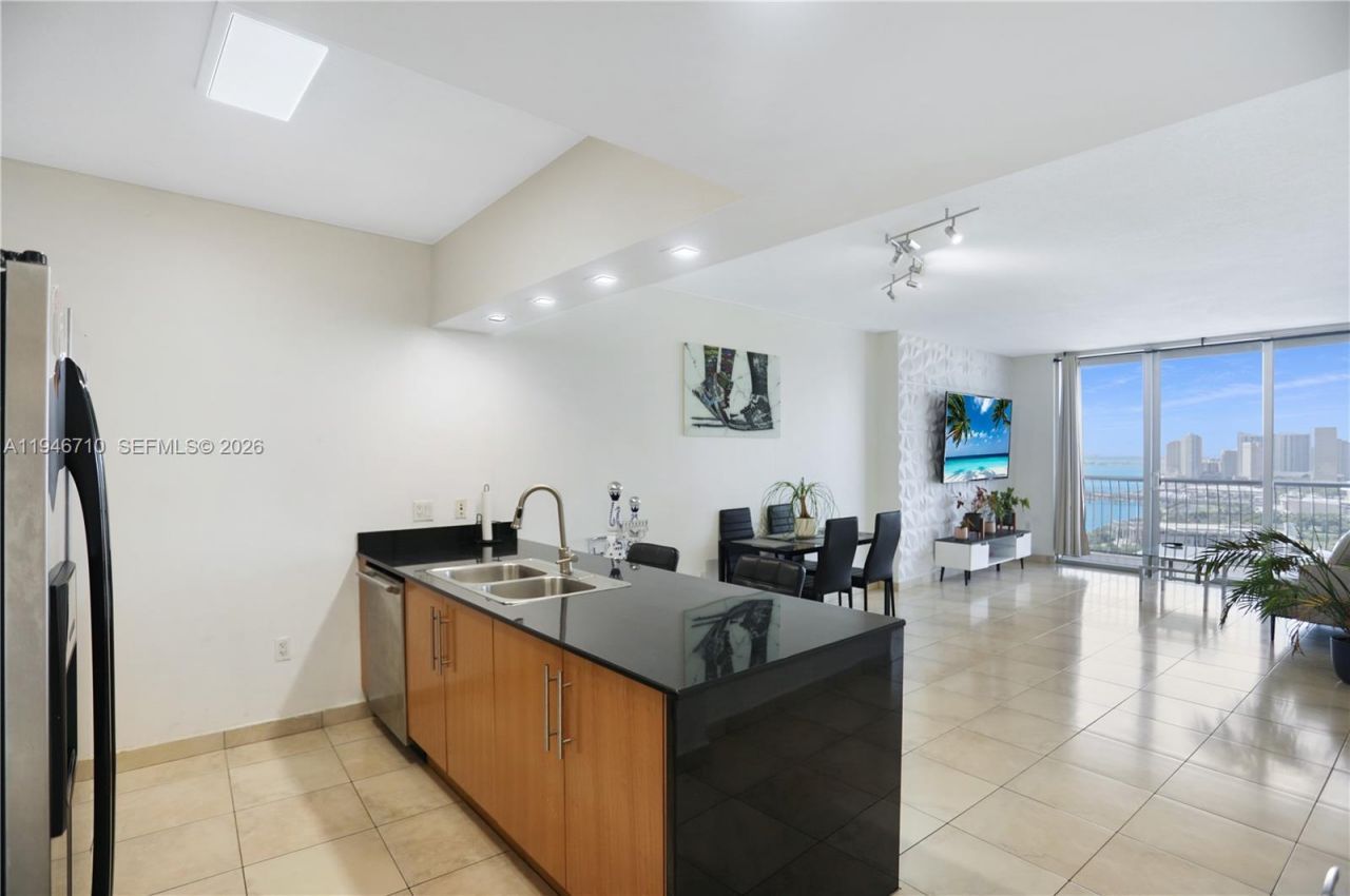 1750 N Bayshore Dr, Unit 3210, Miami, FL 33132 Photo