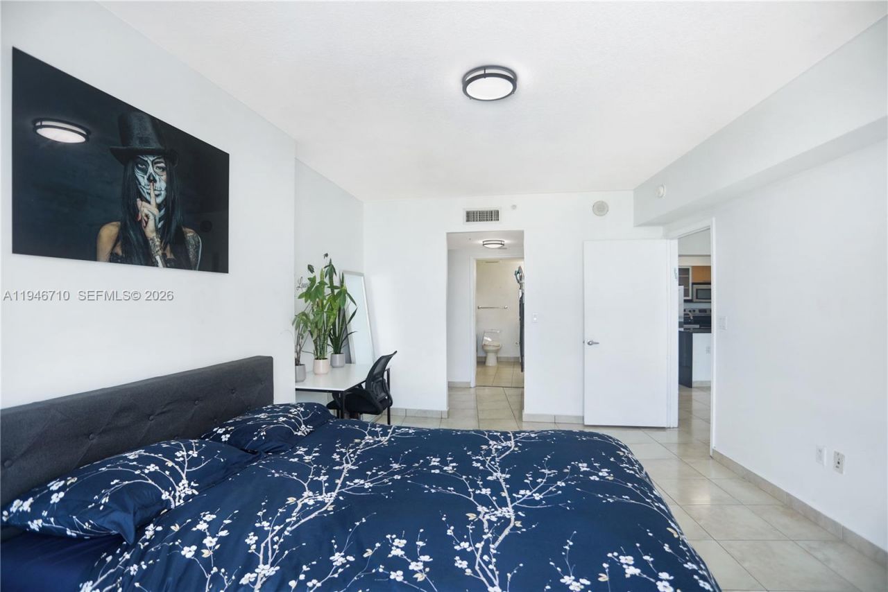 1750 N Bayshore Dr, Unit 3210, Miami, FL 33132 Photo