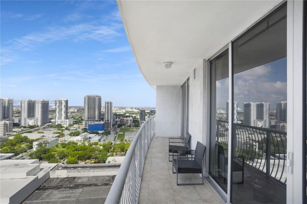 1750 N Bayshore Dr, Unit 3210, Miami, FL 33132 Photo