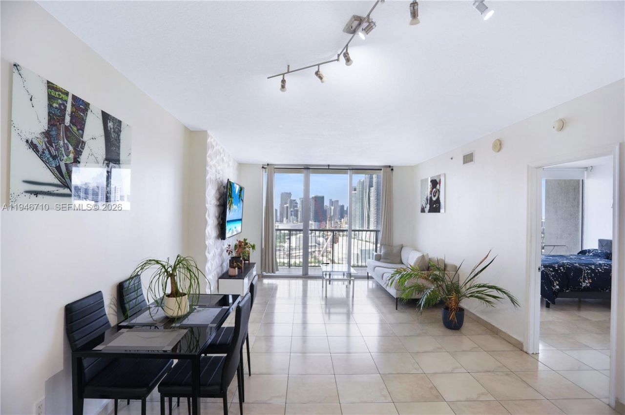1750 N Bayshore Dr, Unit 3210, Miami, FL 33132 Photo