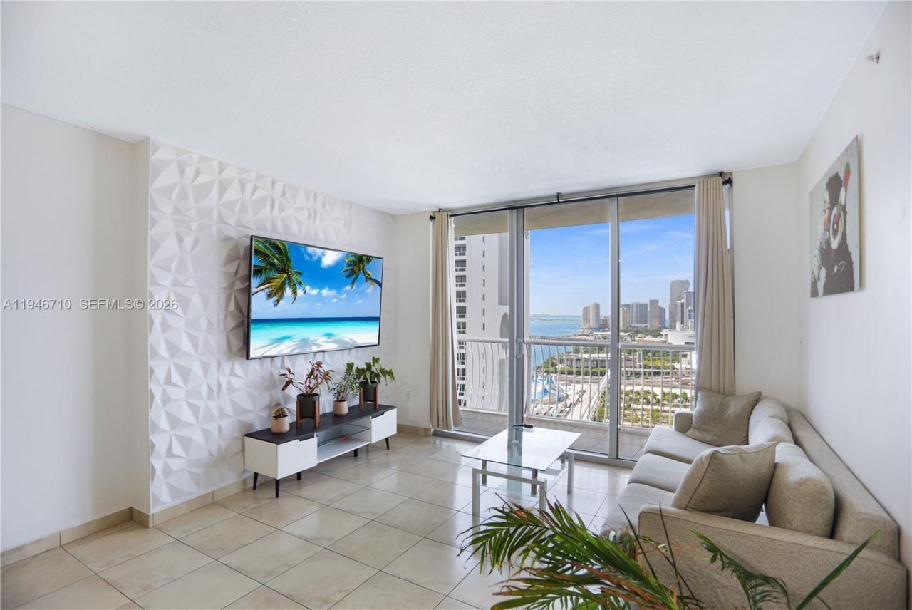 1750 N Bayshore Dr, Unit 3210, Miami, FL 33132 Photo