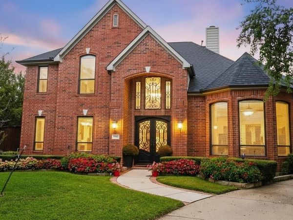 3720 Cripple Creek Court, Bedford, TX 76021