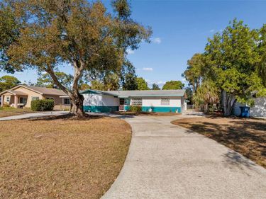 2577 GRANADA CIRCLE W, ST PETERSBURG, FL 33712