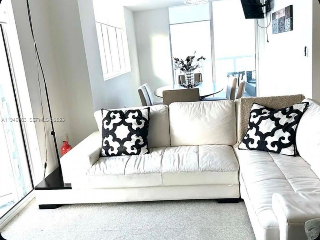 253 NE 2nd St, Unit 3903, Miami, FL 33132 Photo