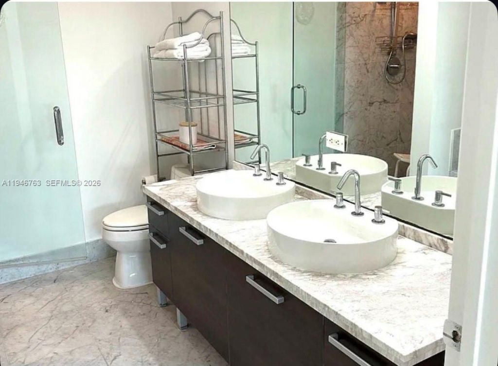 253 NE 2nd St, Unit 3903, Miami, FL 33132 Photo