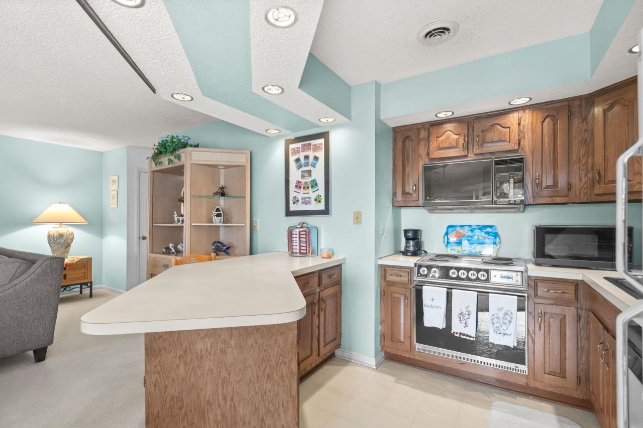 1801 N Ocean Blvd. Photo 14